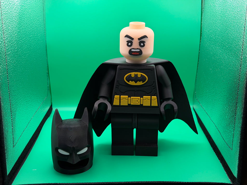 3D Printed Big Brick Batman Figure – Superhero Collectible | Block-Style Dark Knight Display | Comic Fan Gift