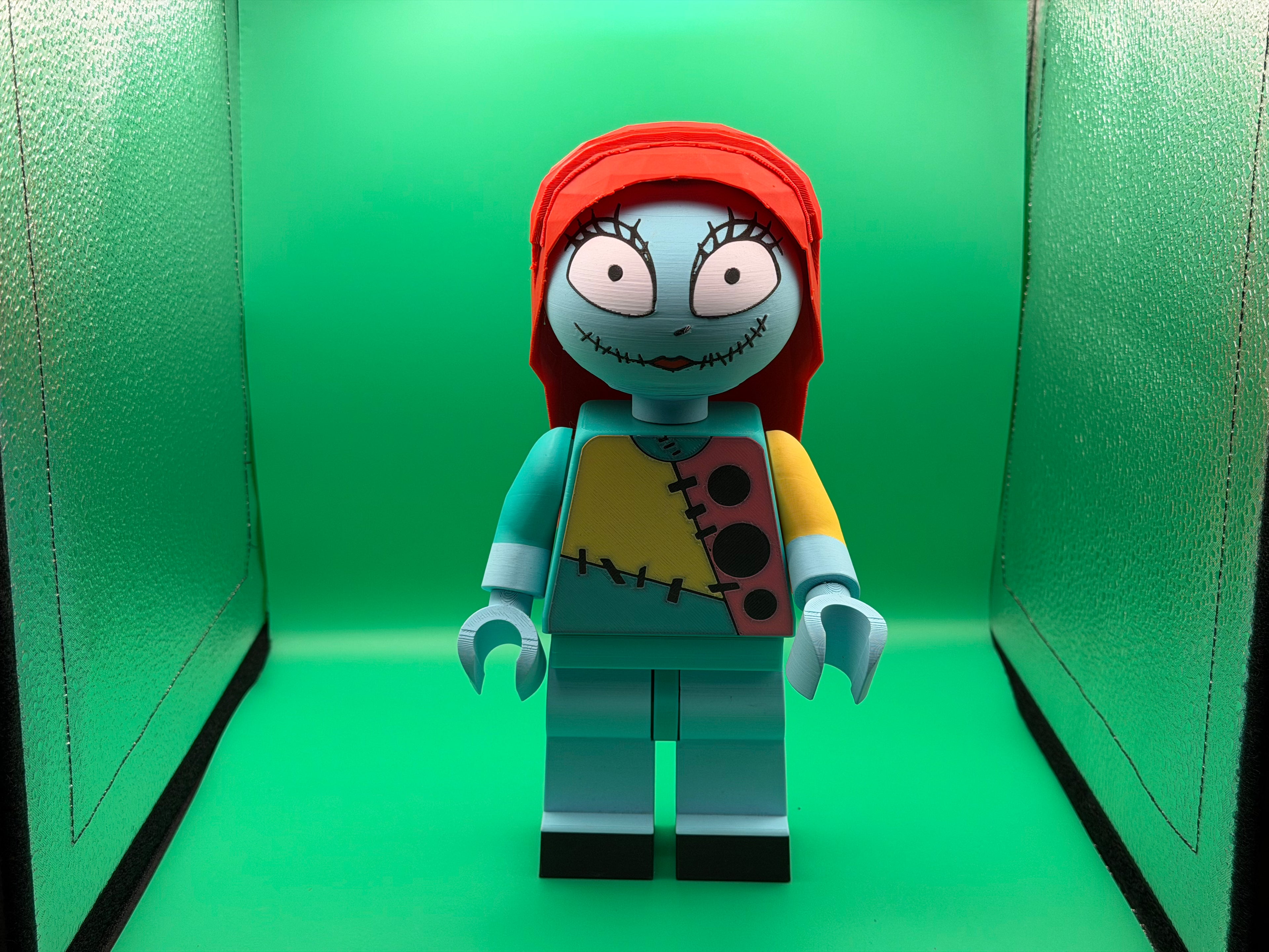 3D Printed Big Brick Sally Figure – Nightmare Before Christmas Inspired Collectible | Block-Style Character Display | Gothic Fan Gift