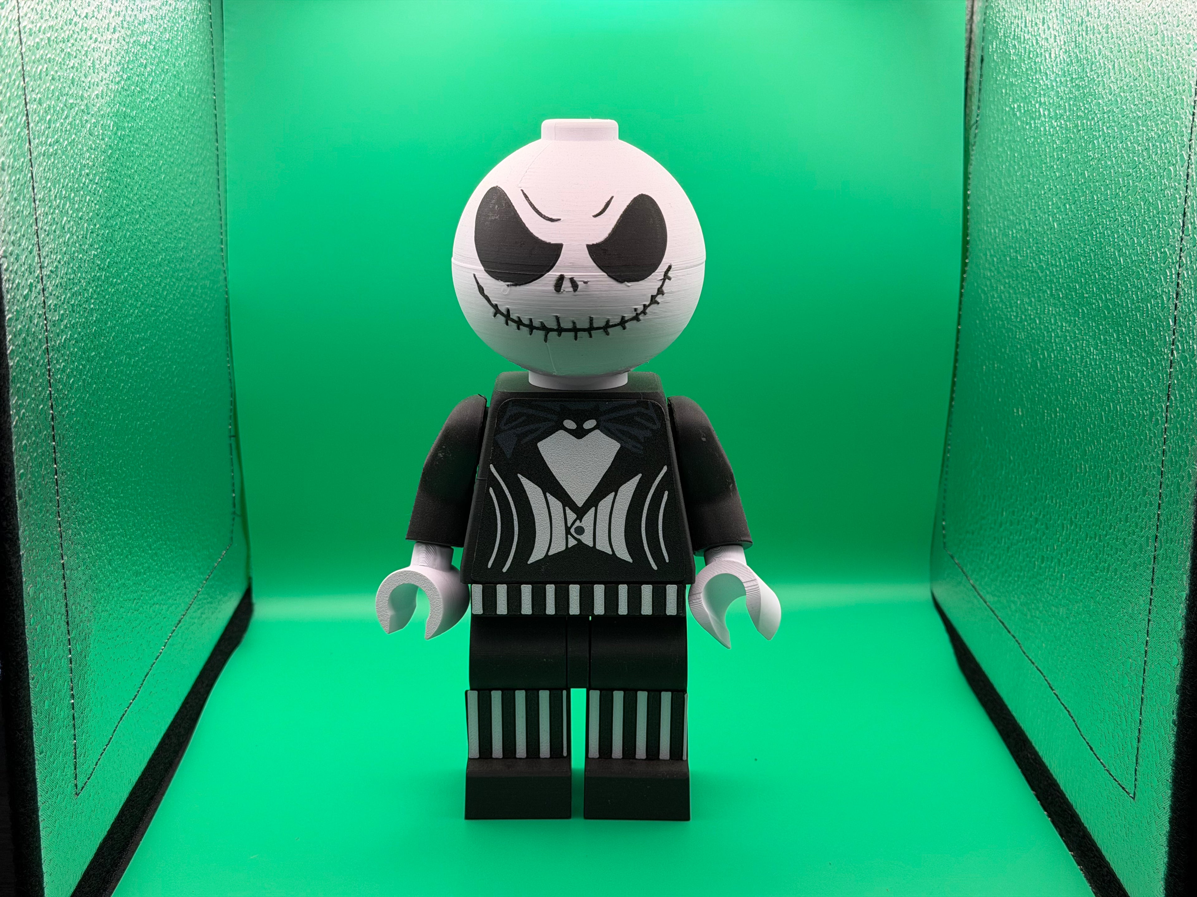 3D Printed Big Brick Jack Skellington Figure – Nightmare Before Christmas Inspired Collectible | Block-Style Pumpkin King Display