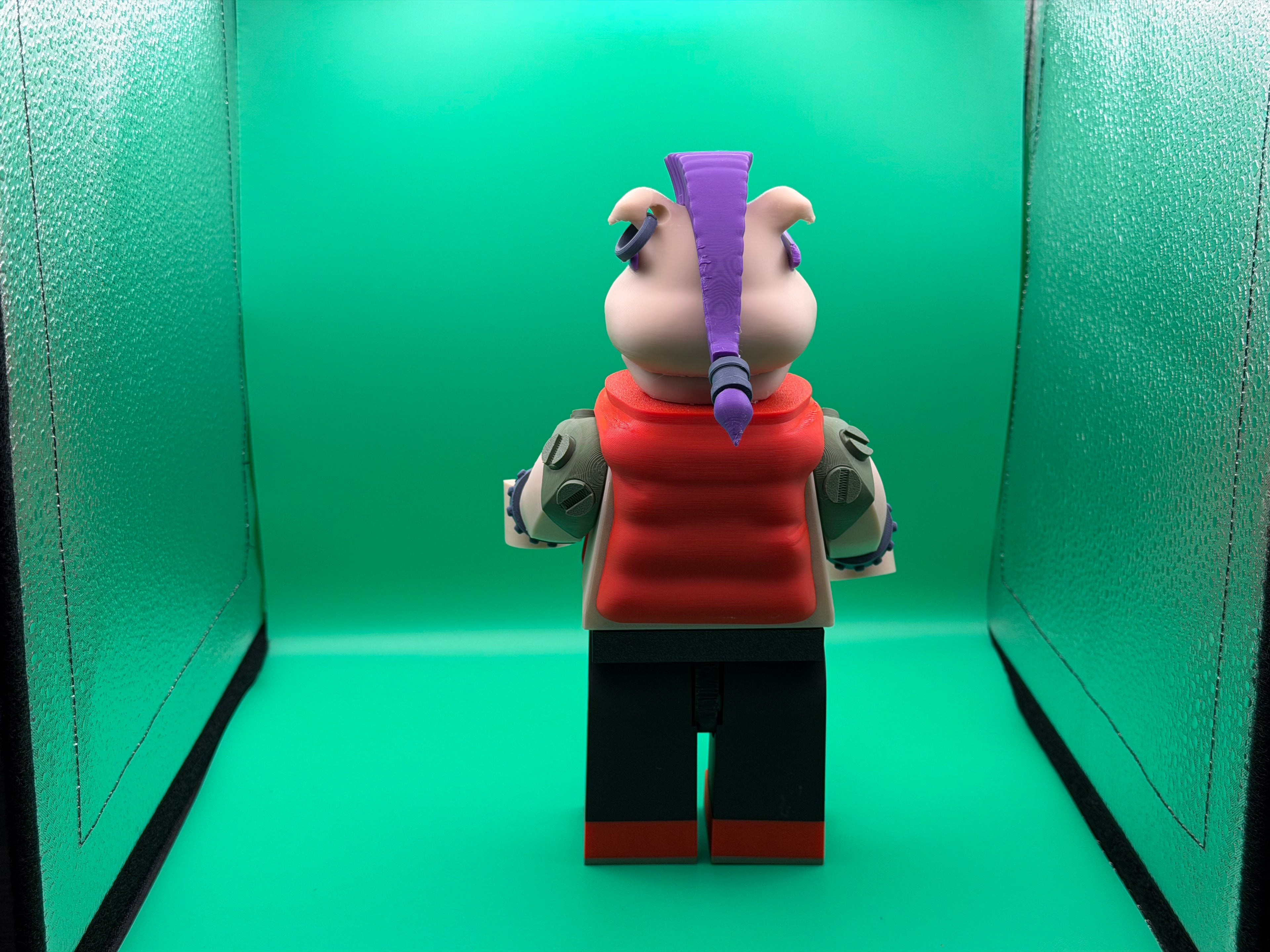 3D Printed Big Brick Bebop Figure – TMNT Inspired Villain Collectible | Block-Style Cartoon Character Display | Fan Gift