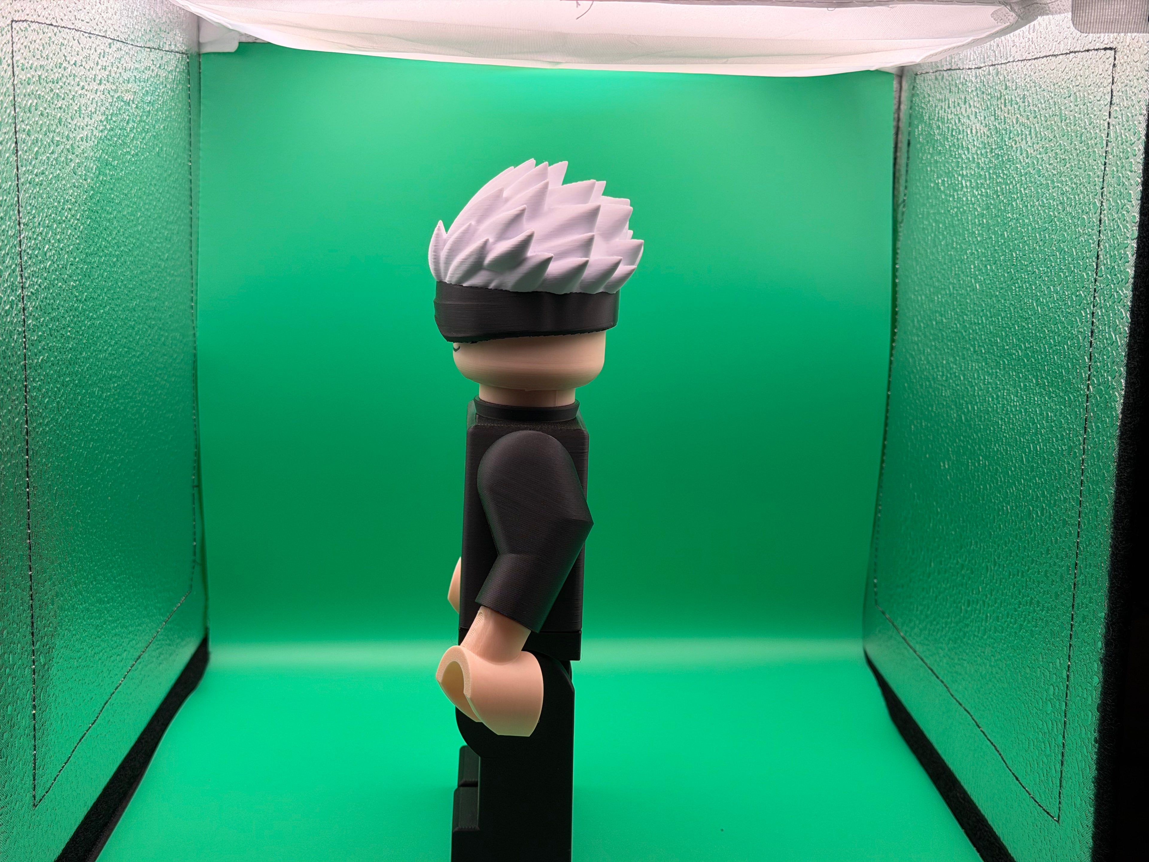 3D Printed Big Brick Gojo Figure – Jujutsu Kaisen Inspired Anime Collectible | Block-Style Sorcerer Display | Fan Gift