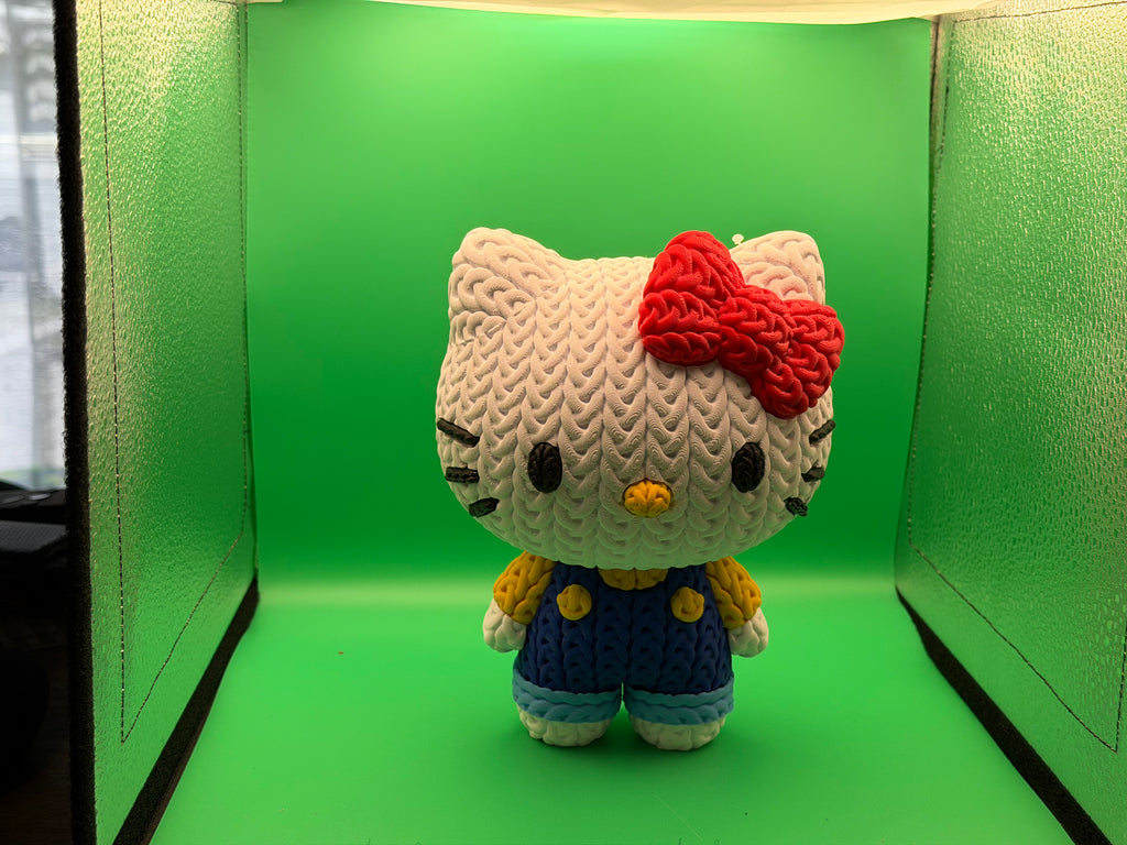 3D Printed Crocheted Hello Kitty Figure – Cute Cartoon Character Collectible Display Piece 🎀🐱