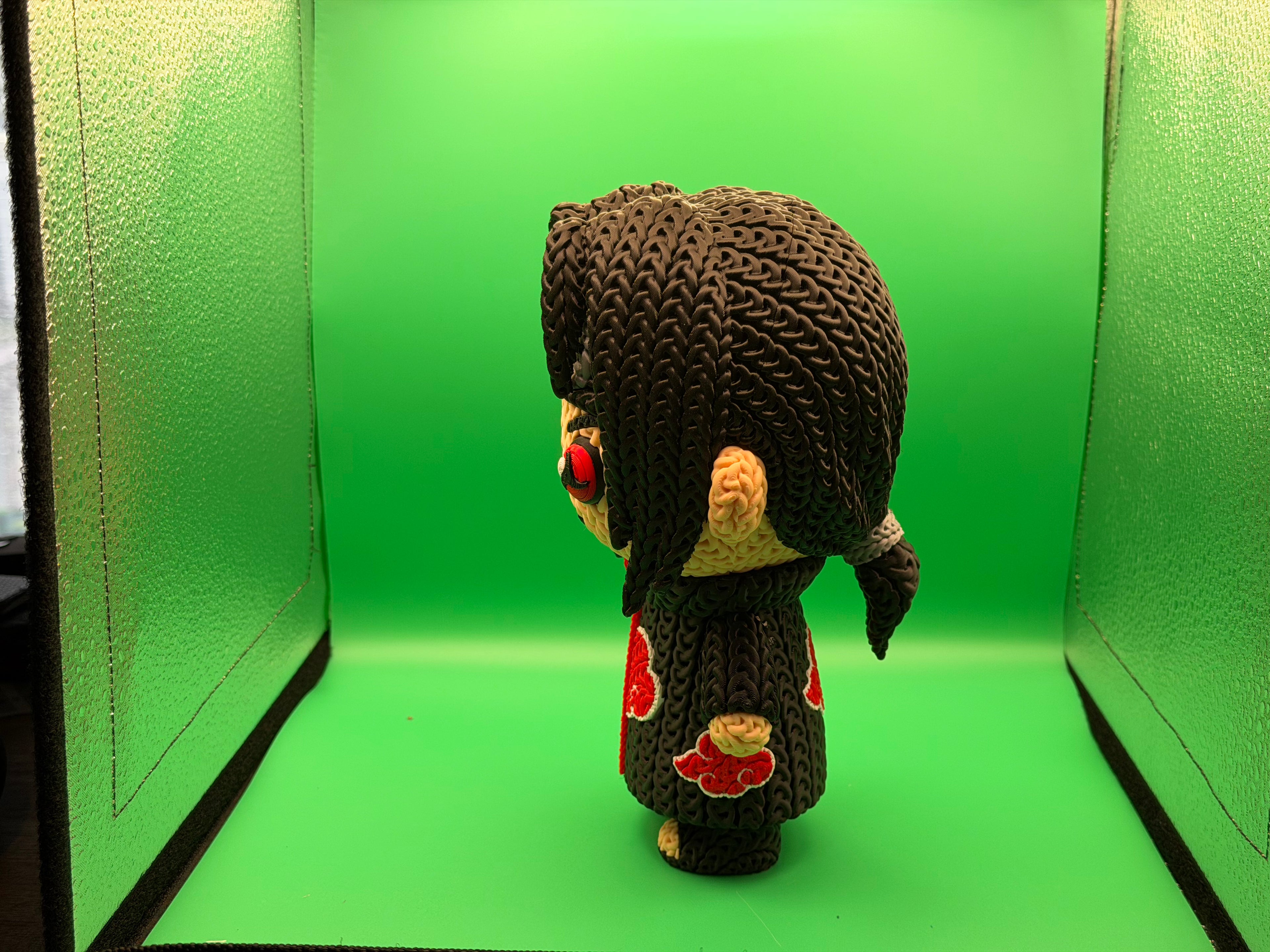 3D Printed Crocheted Itachi Uchiha Figure – Anime Collectible Display Piece 🔥🖤
