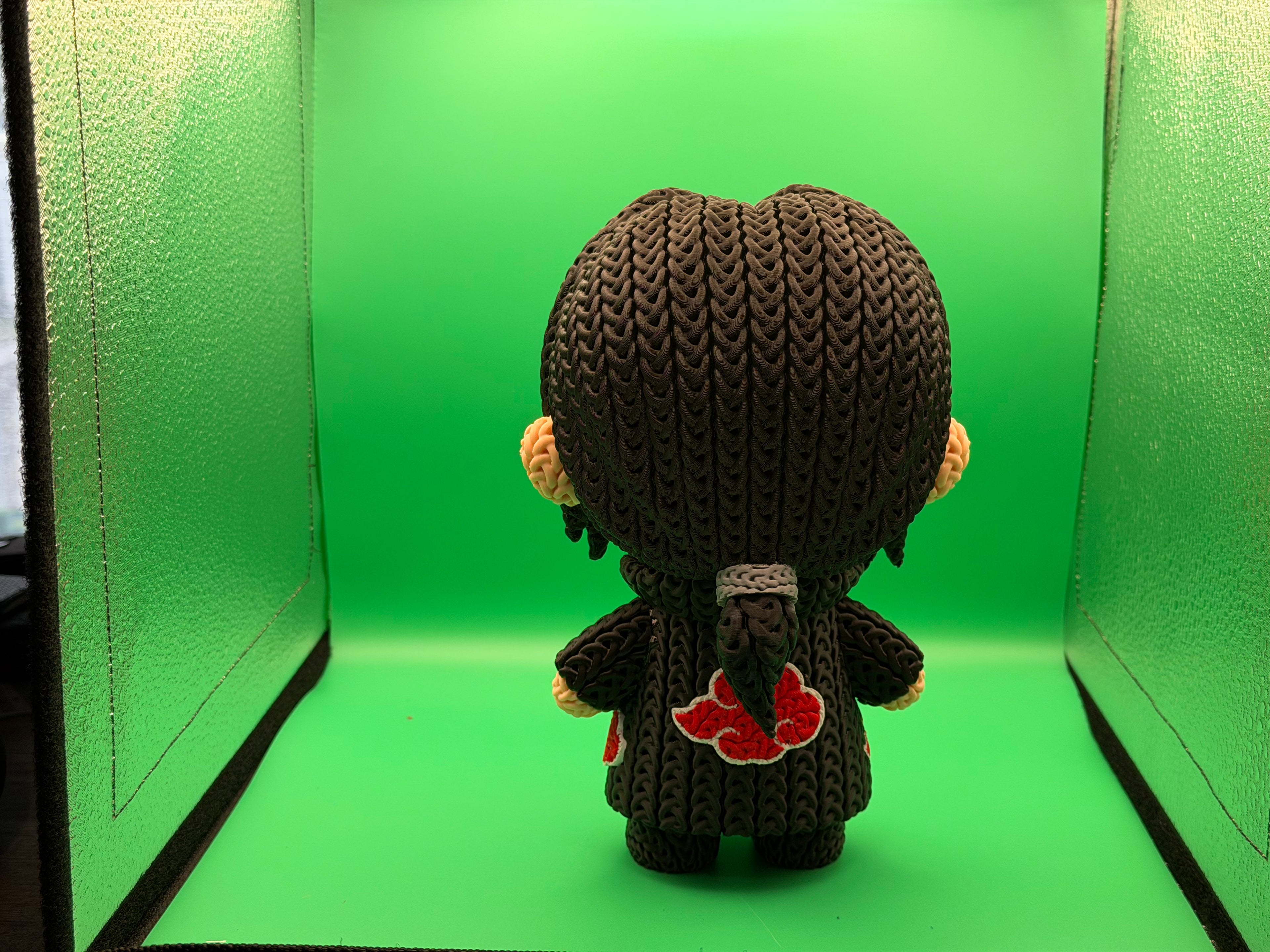 3D Printed Crocheted Itachi Uchiha Figure – Anime Collectible Display Piece 🔥🖤