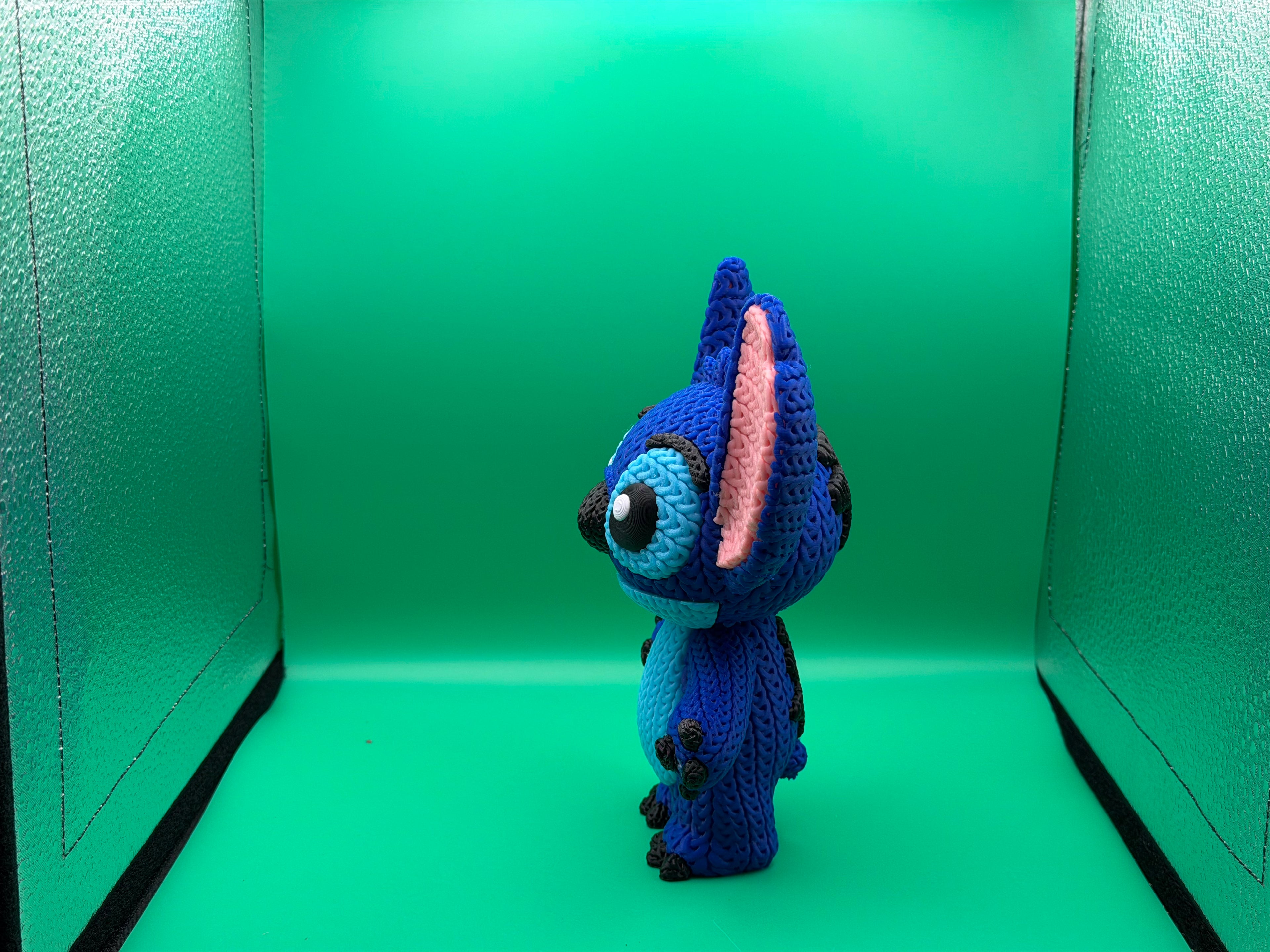 3D Printed Crocheted Stitch Figure – Cute Blue Alien Collectible Display Piece 💙👽