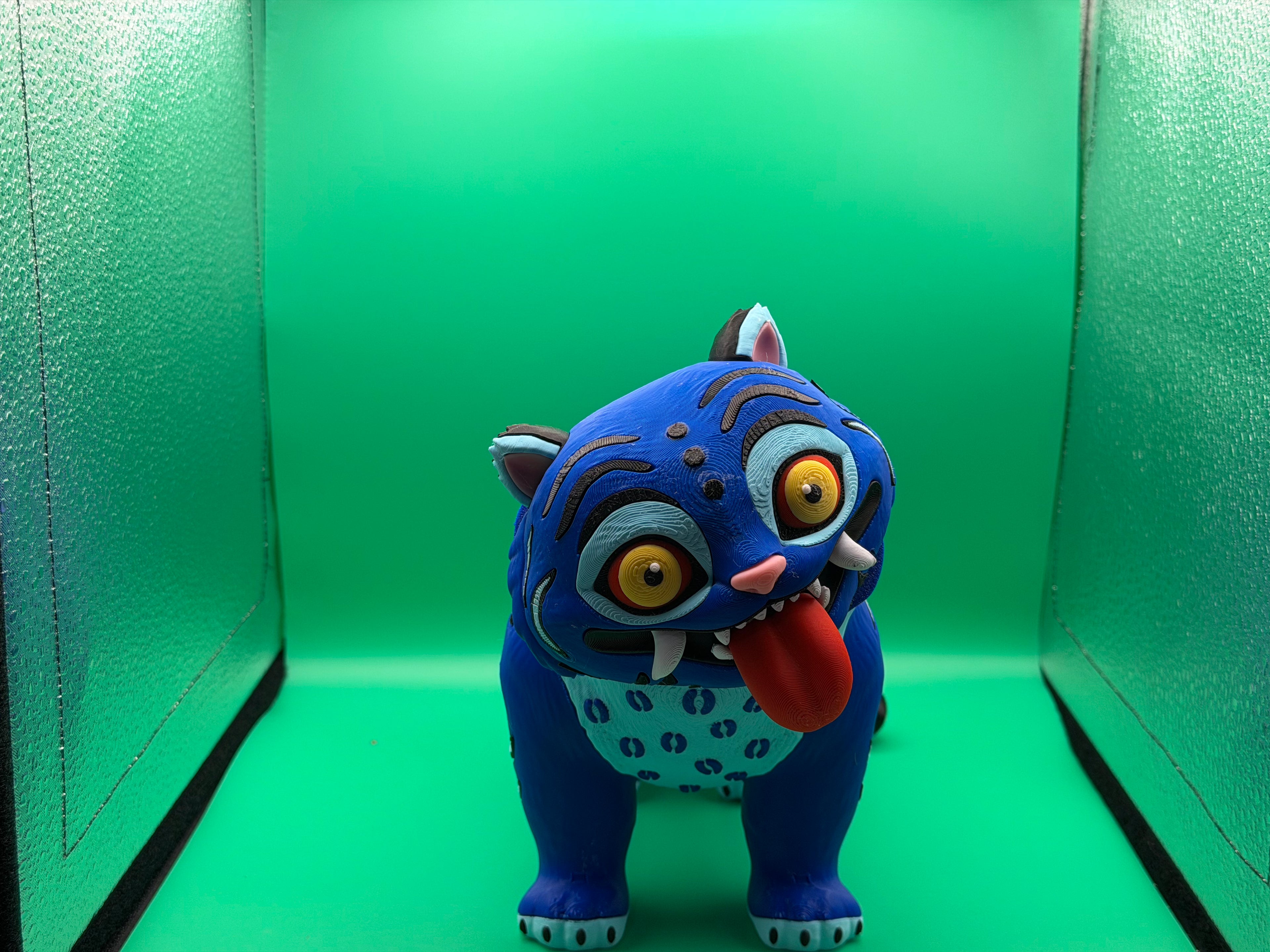 3D Printed Derpy Tiger Figure – Cute Funny Animal Collectible Display Piece 🐯😄