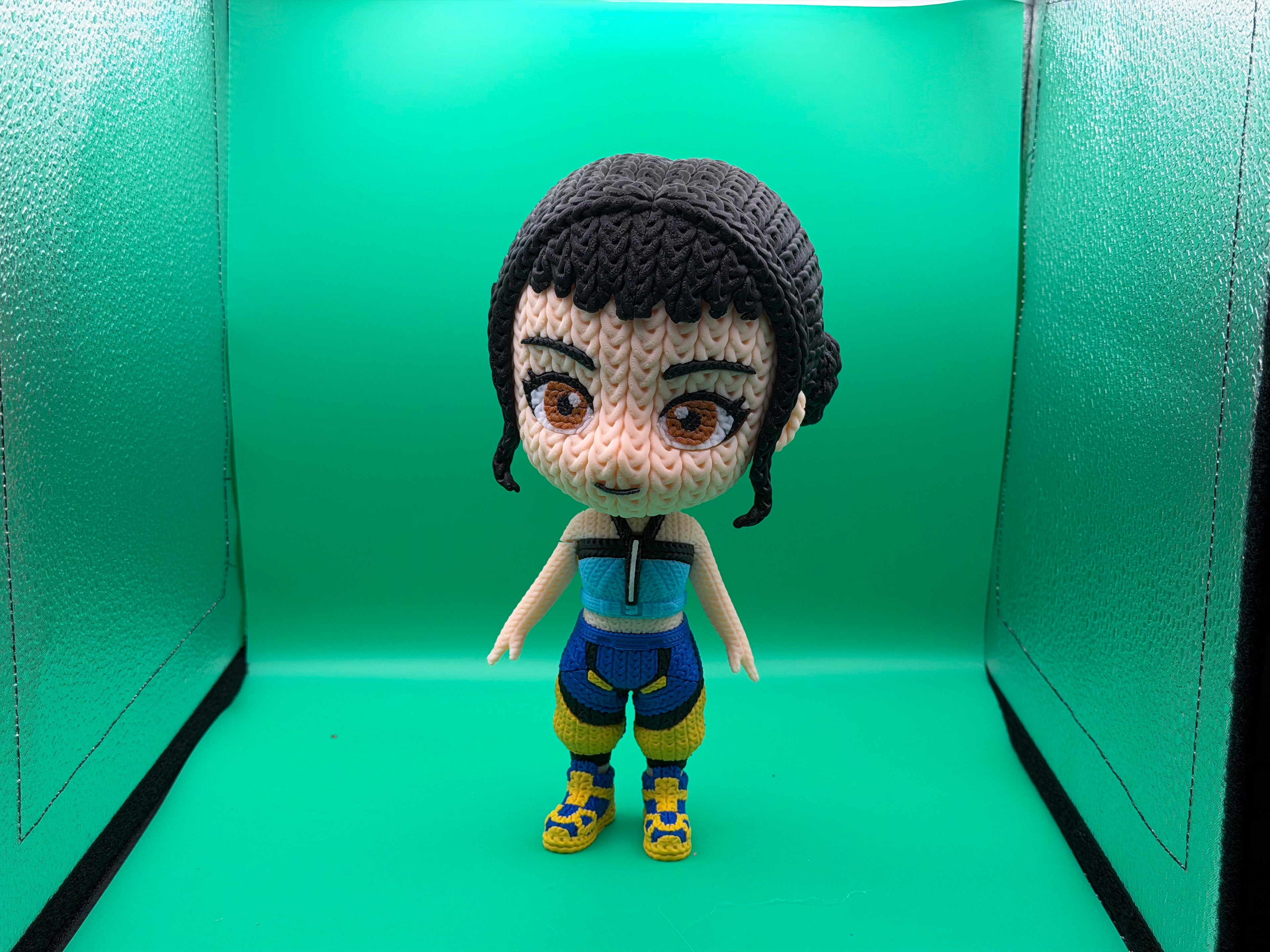 3D Printed Crocheted Zoey Figure – Cute Character Collectible Display Piece 💜✨
