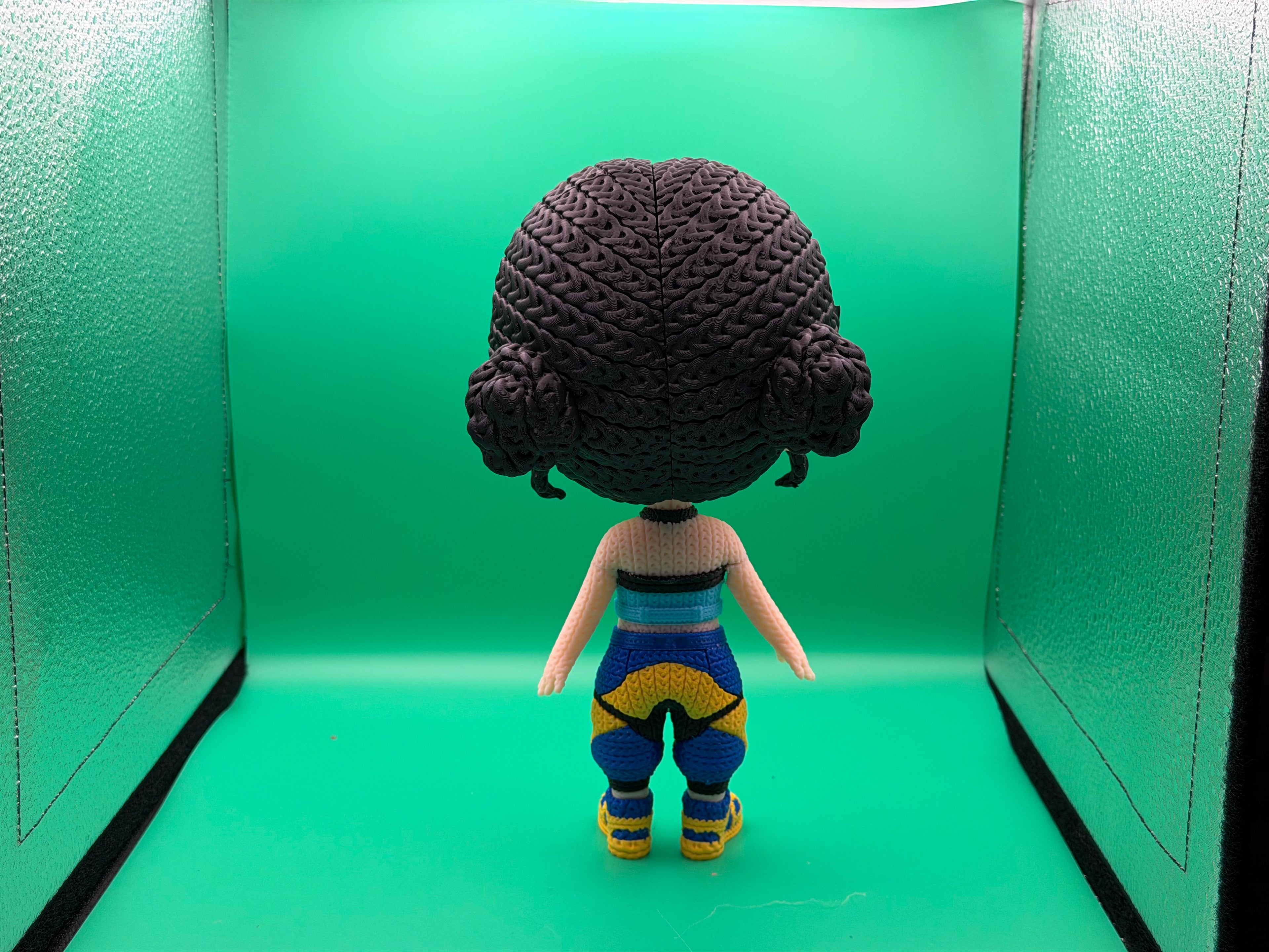 3D Printed Crocheted Zoey Figure – Cute Character Collectible Display Piece 💜✨
