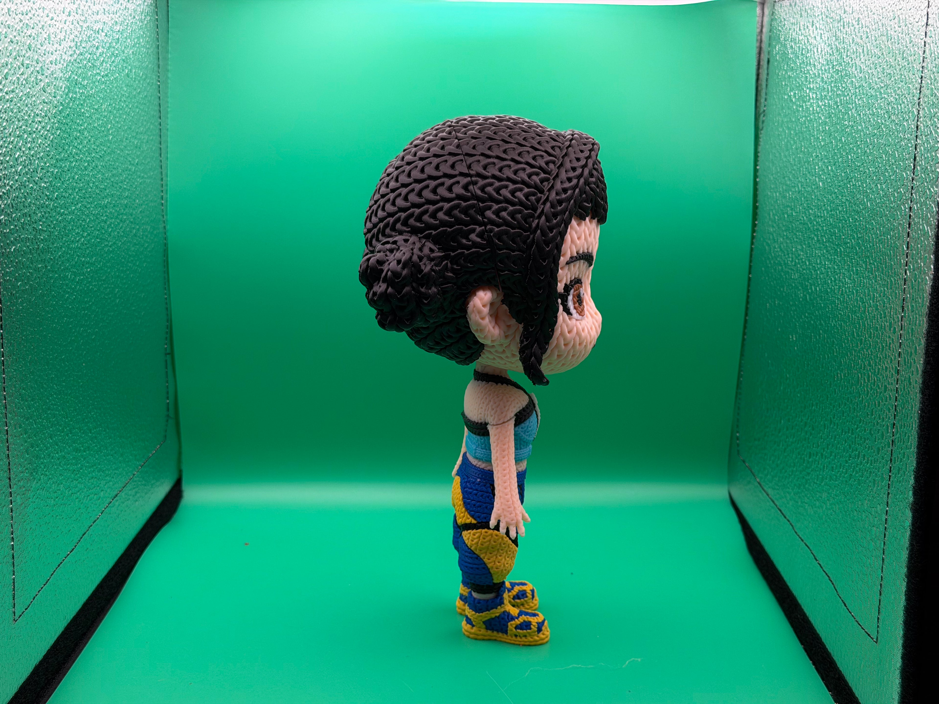 3D Printed Crocheted Zoey Figure – Cute Character Collectible Display Piece 💜✨