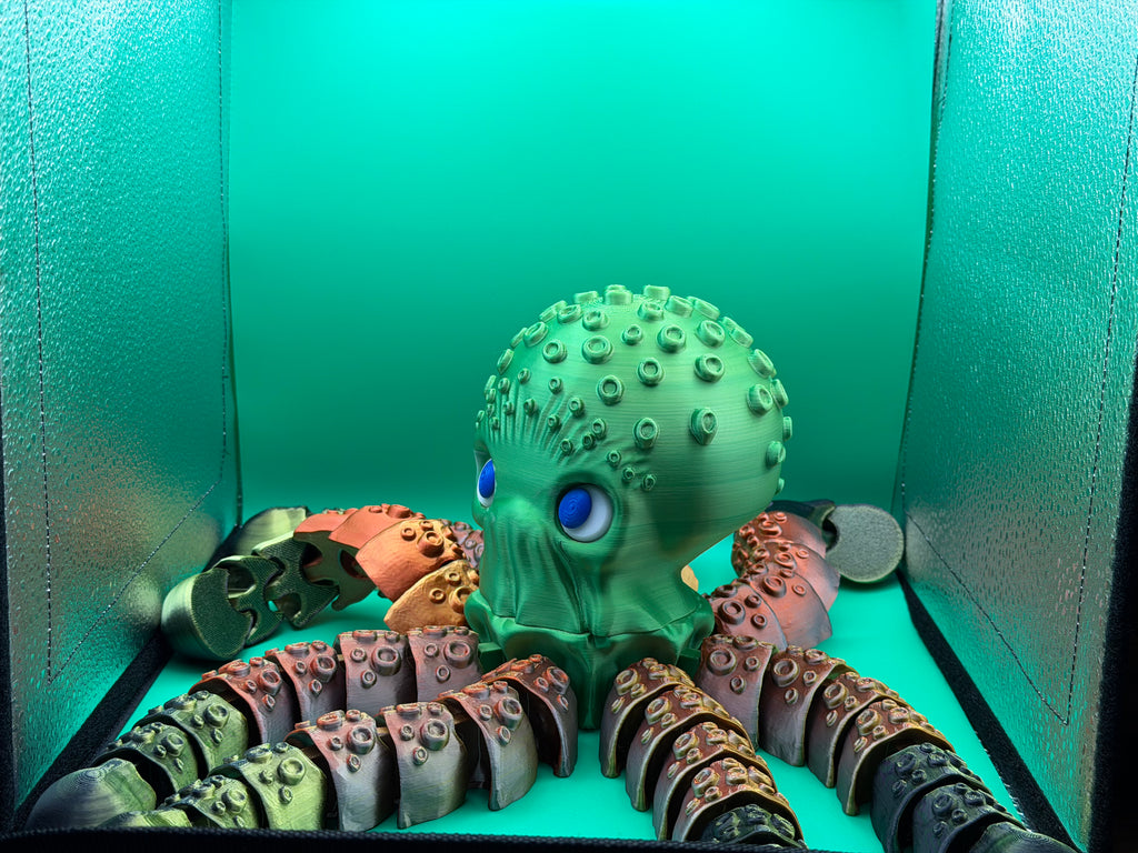 3D Printed Articulated Octopus – Flexible Fidget Toy, Poseable Sea Creature Desk Toy, Fun Gift for Kids and Adults