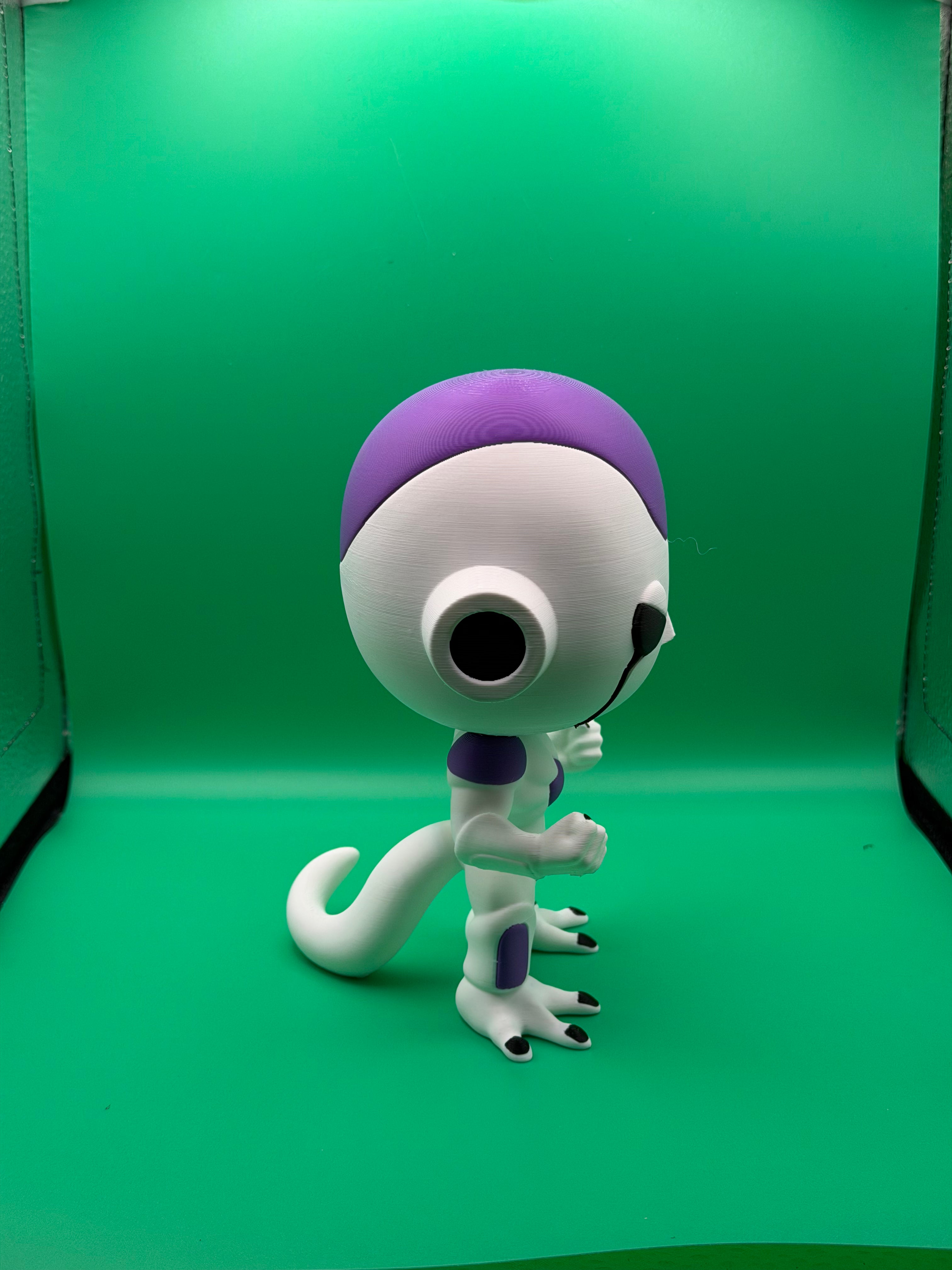 3D Printed Frieza Figure – Galactic Anime Villain Collectible, Dragon Ball–Inspired Desk Display, Unique Gift for Fans